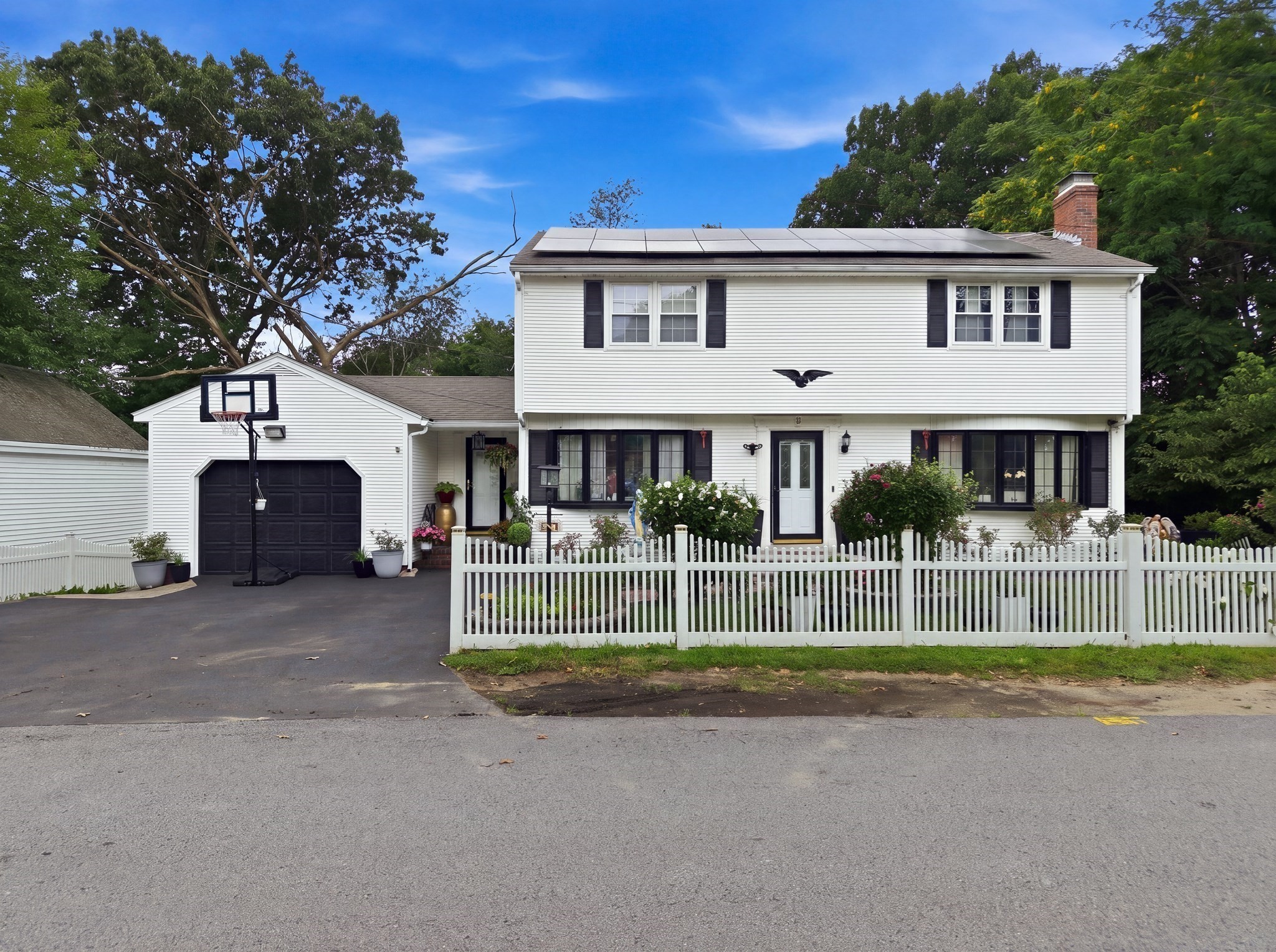 3 Henry Ave.