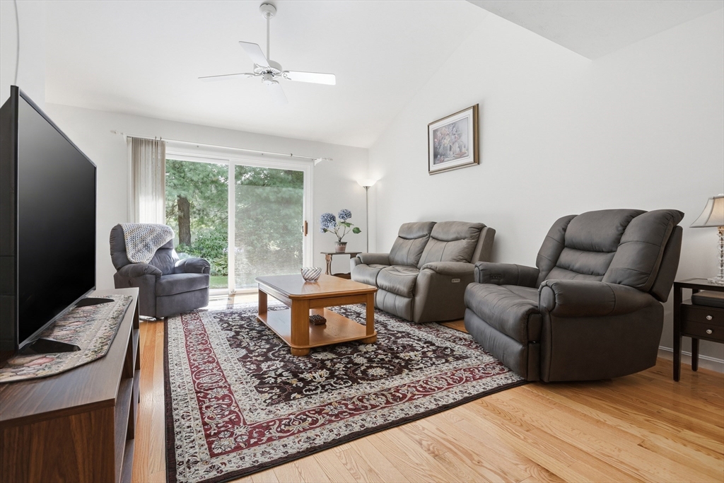 8 Stratton Drive # 8 Property Photo 16