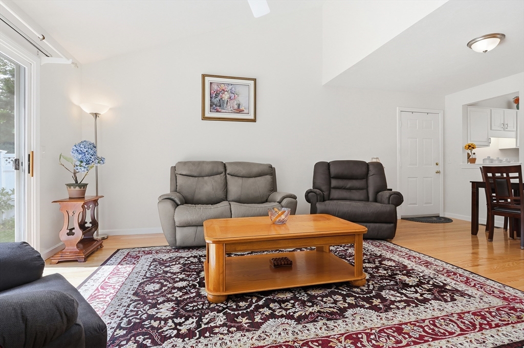 8 Stratton Drive # 8 Property Photo 18