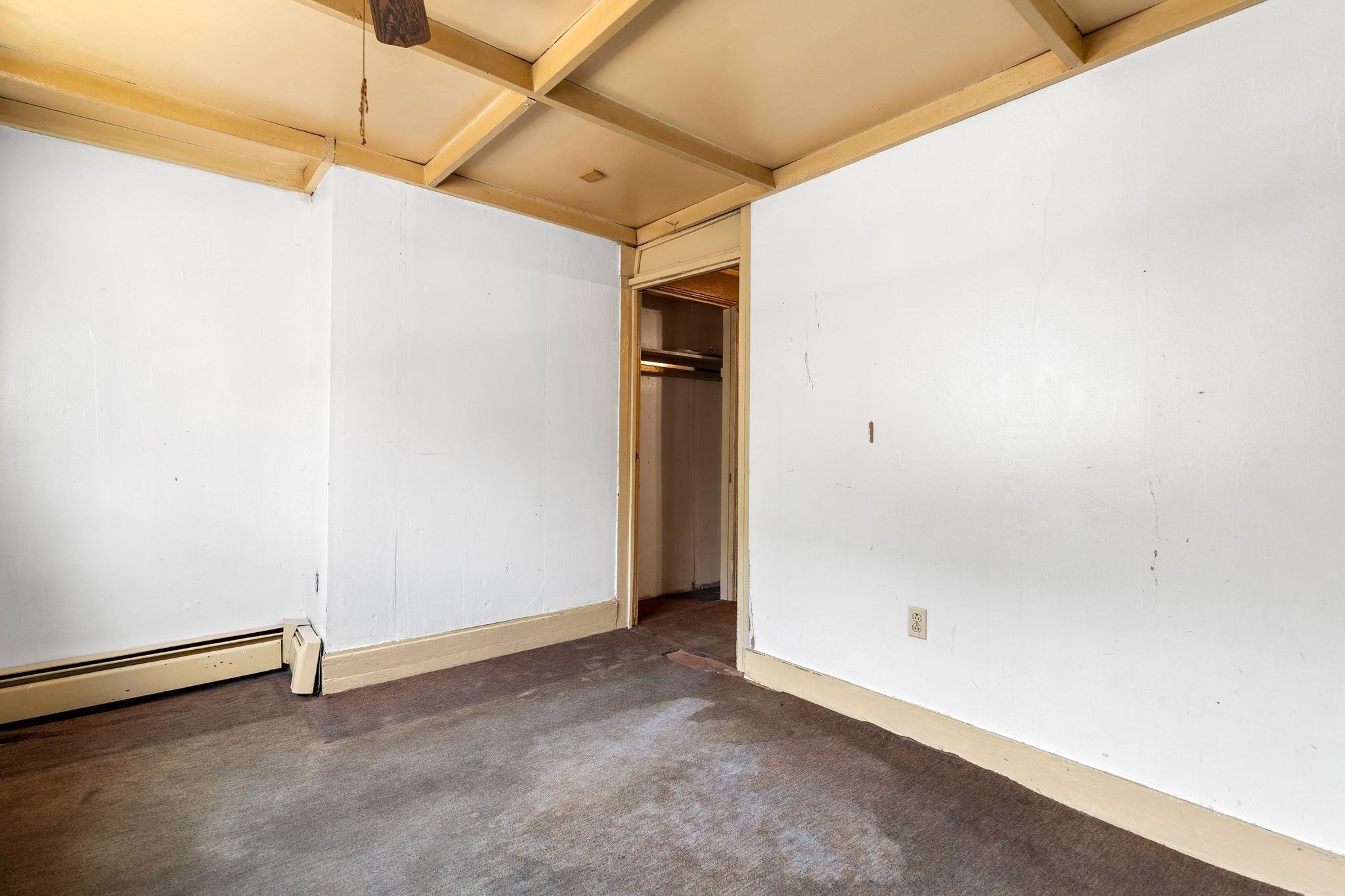 192 Lexington St Property Photo 16