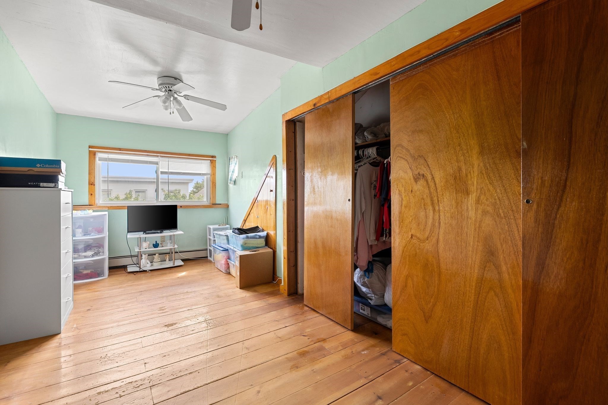 192 Lexington St Property Photo 29