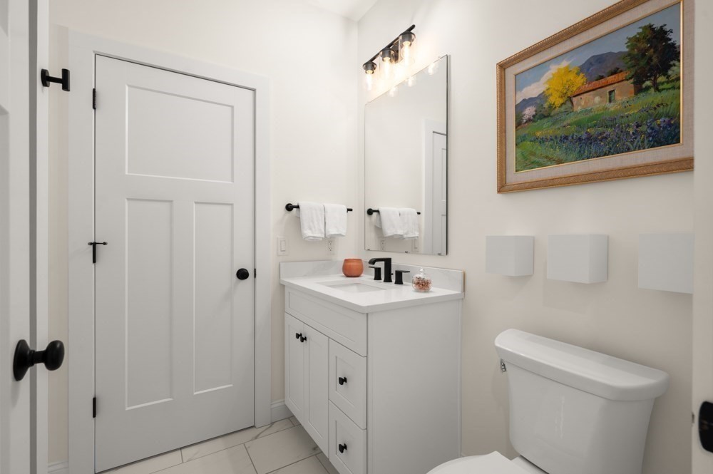 378 Salem Street Property Photo 16