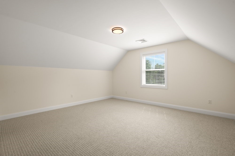 378 Salem Street Property Photo 30