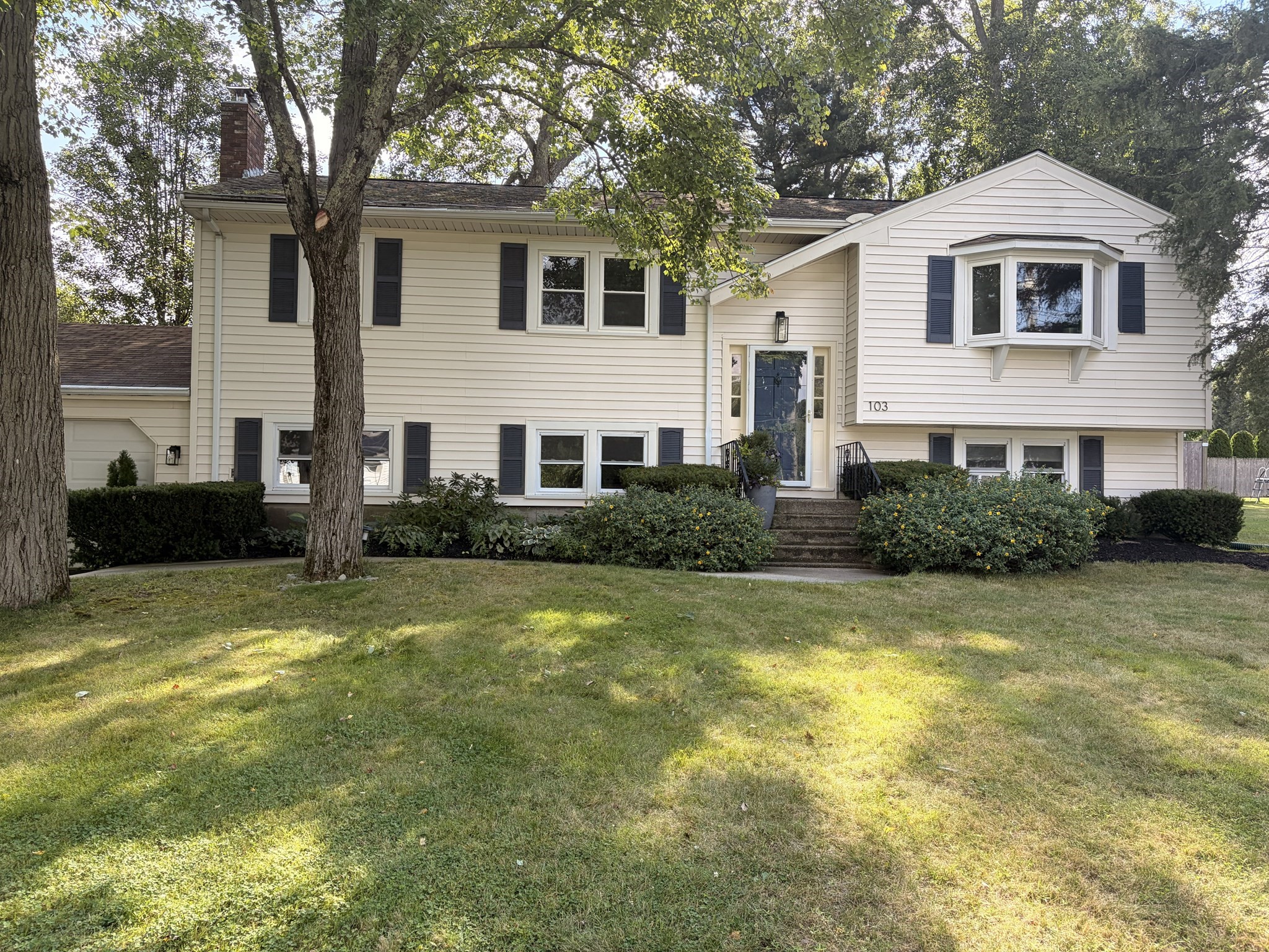 103 Kotlik St Property Photo 2