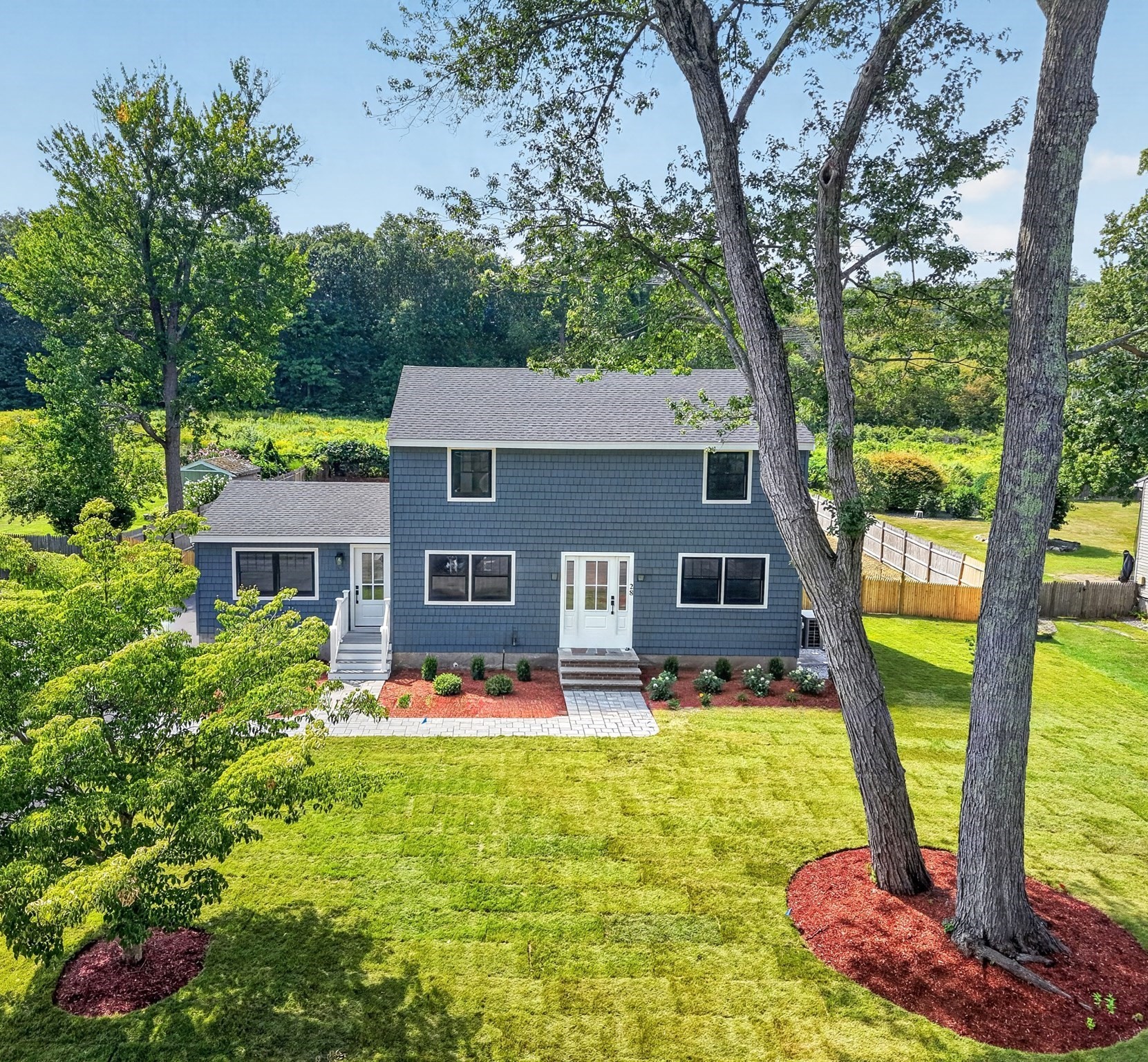 28 Fieldstone Dr Property Photo 1