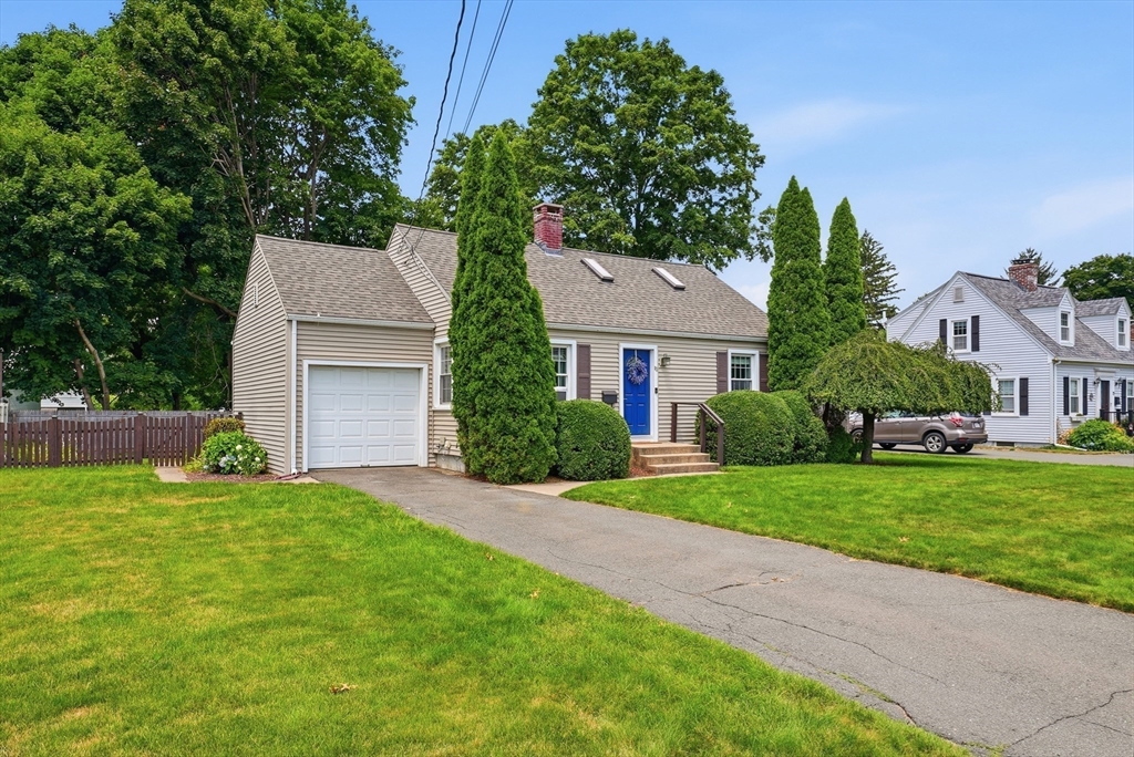 83 Lindbergh Blvd Property Photo 2