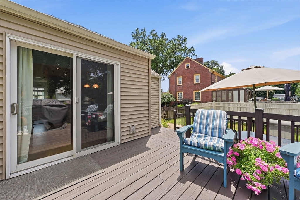 83 Lindbergh Blvd Property Photo 12