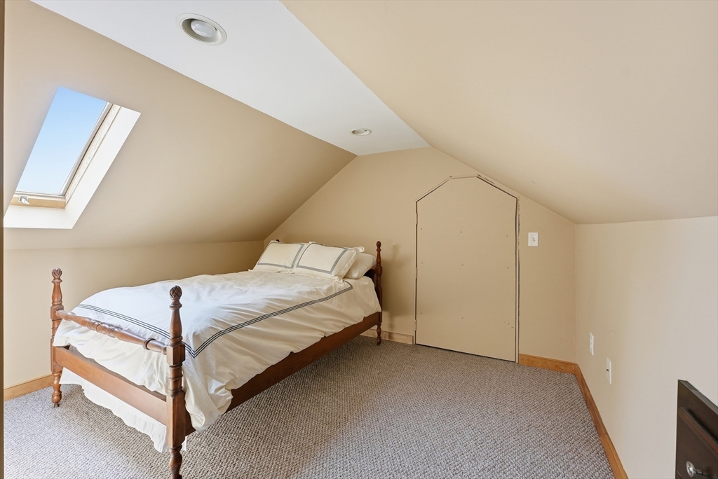 83 Lindbergh Blvd Property Photo 26