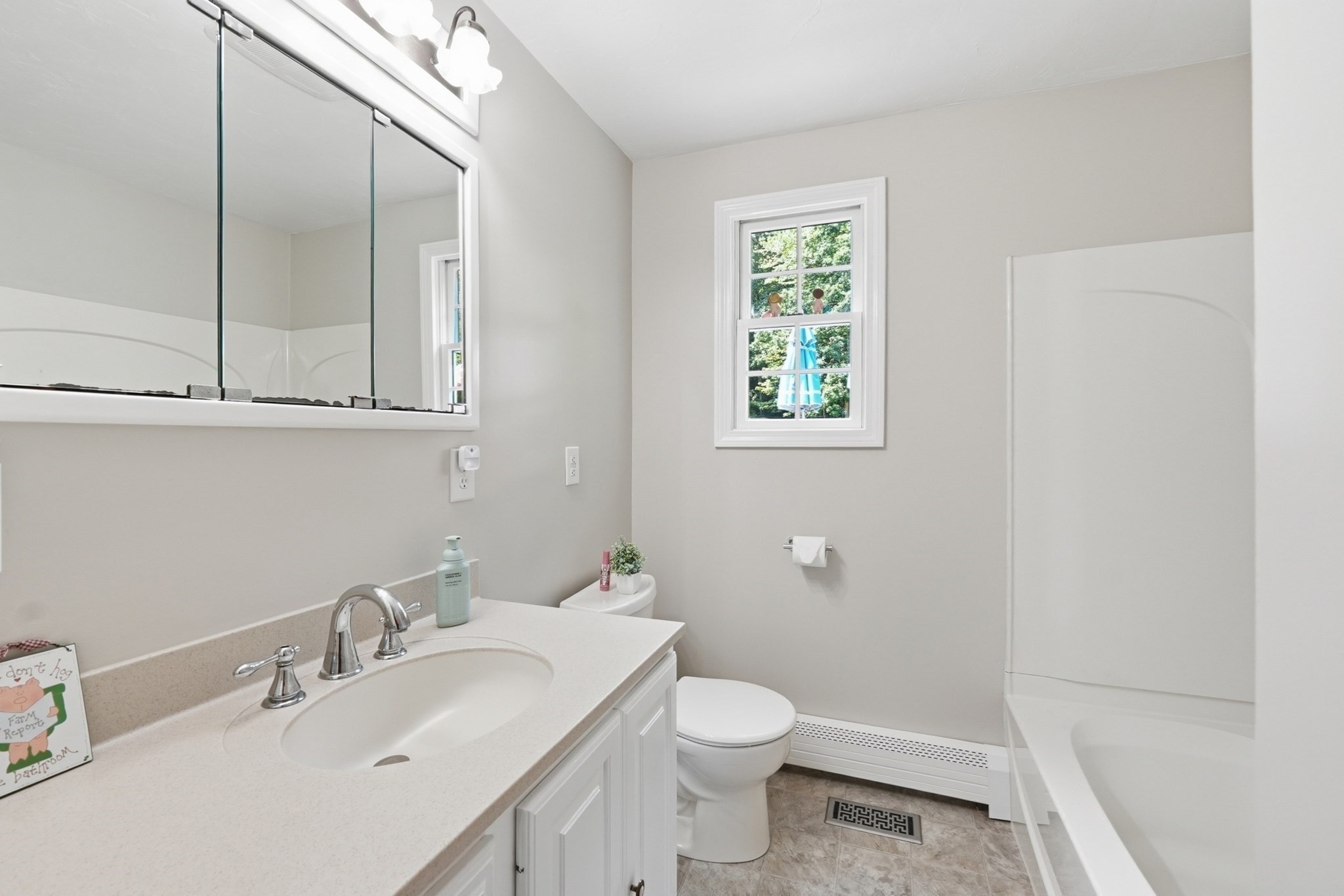 45 Stoneleigh Road Property Photo 15