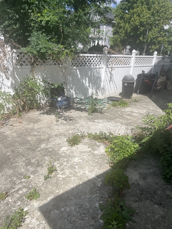 13 Stafford St Property Photo 10