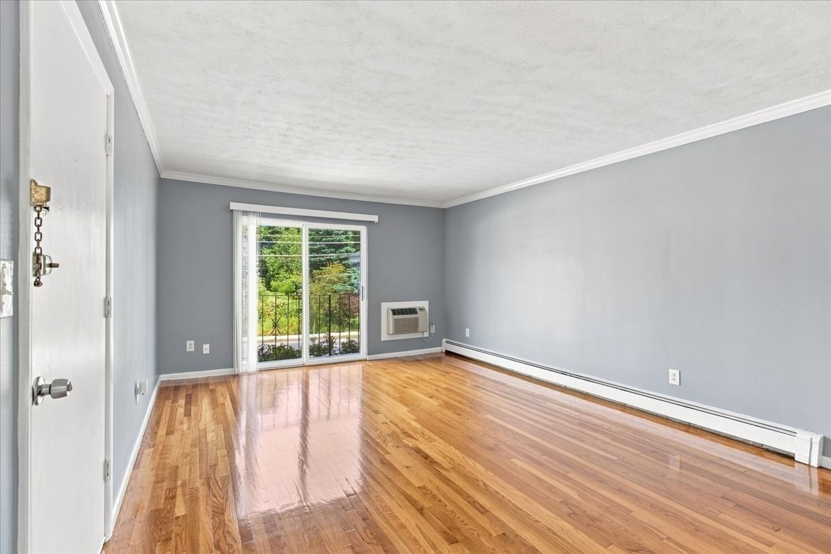 7 Endicott Street # 3 Property Photo 4