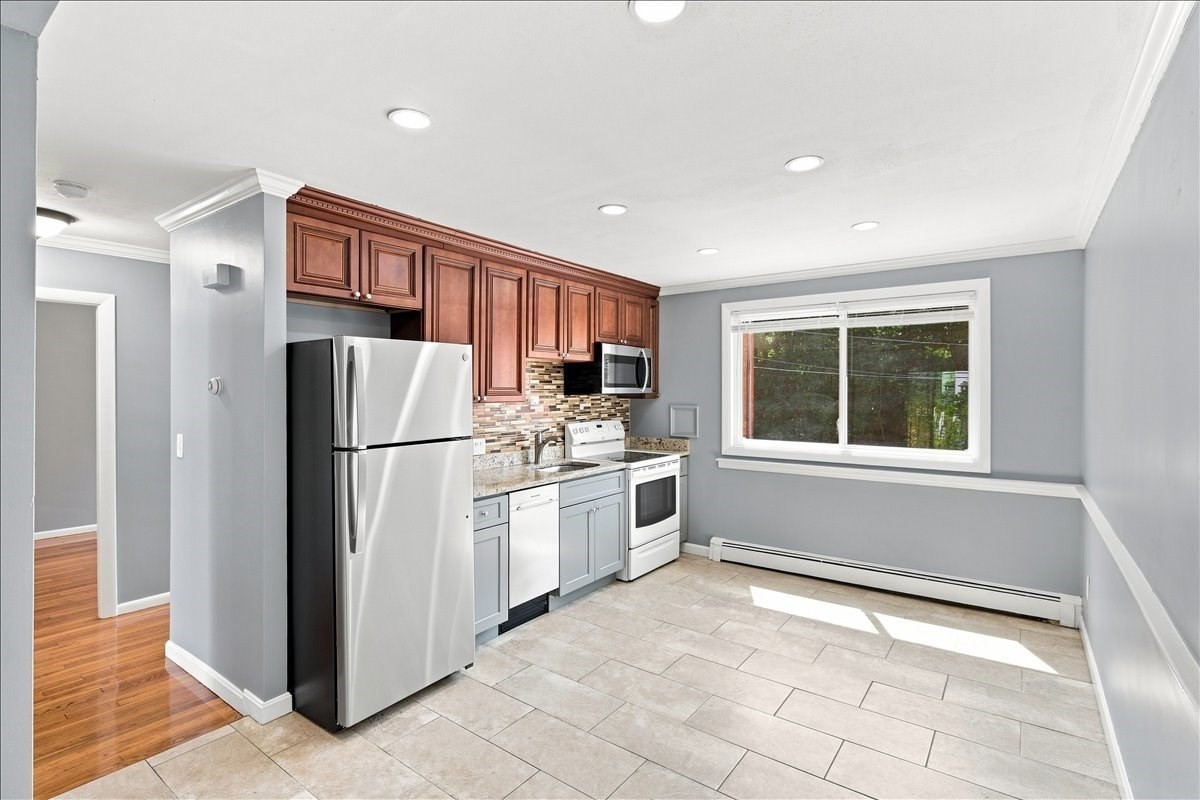 7 Endicott Street # 3 Property Photo 10
