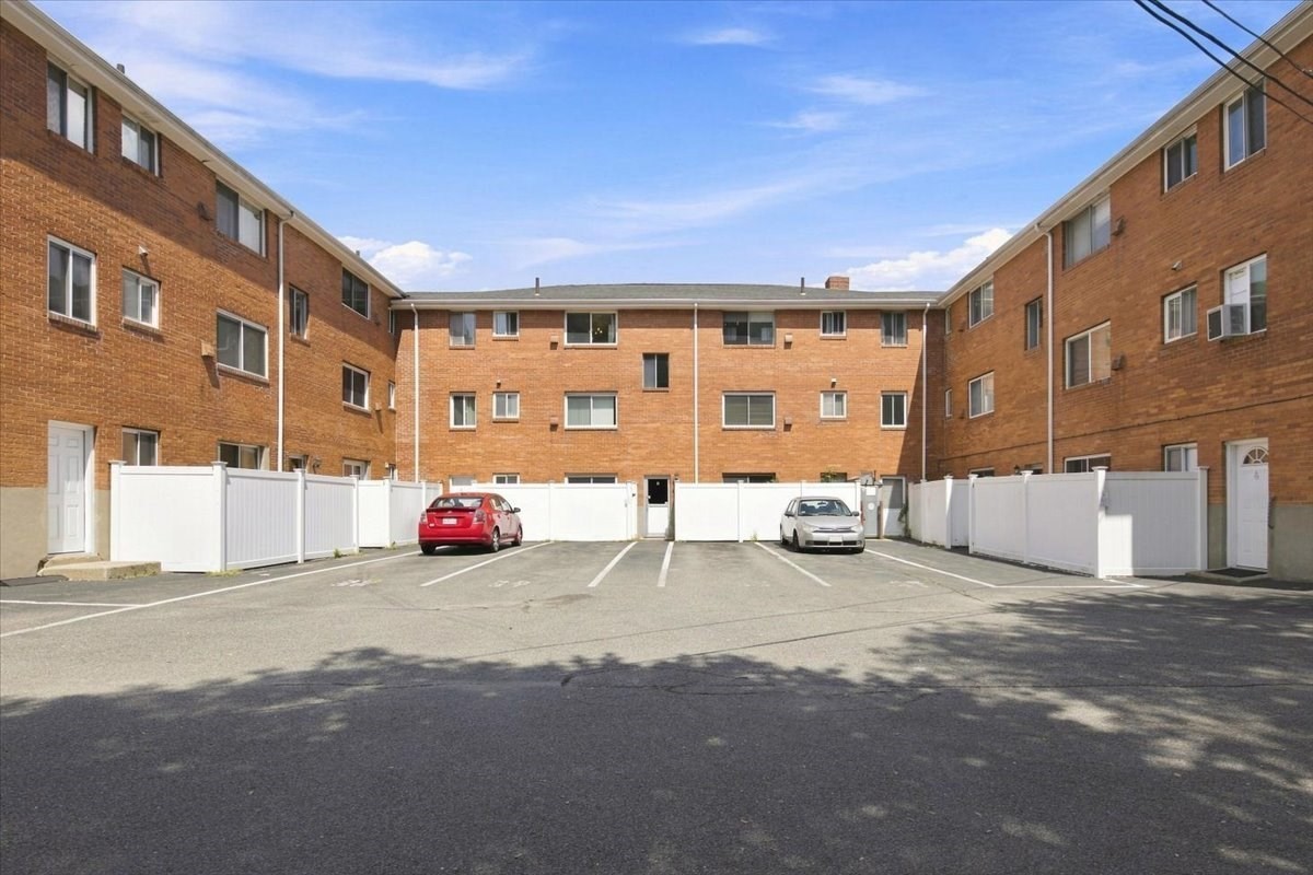 7 Endicott Street # 3 Property Photo 28