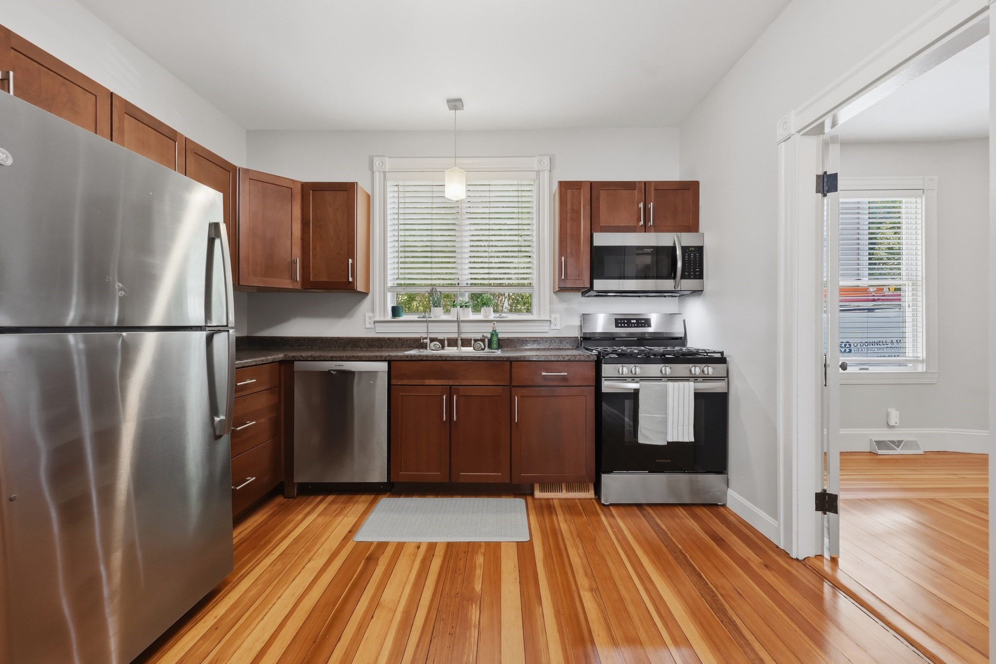 18-20 Endicott Street Property Photo 35