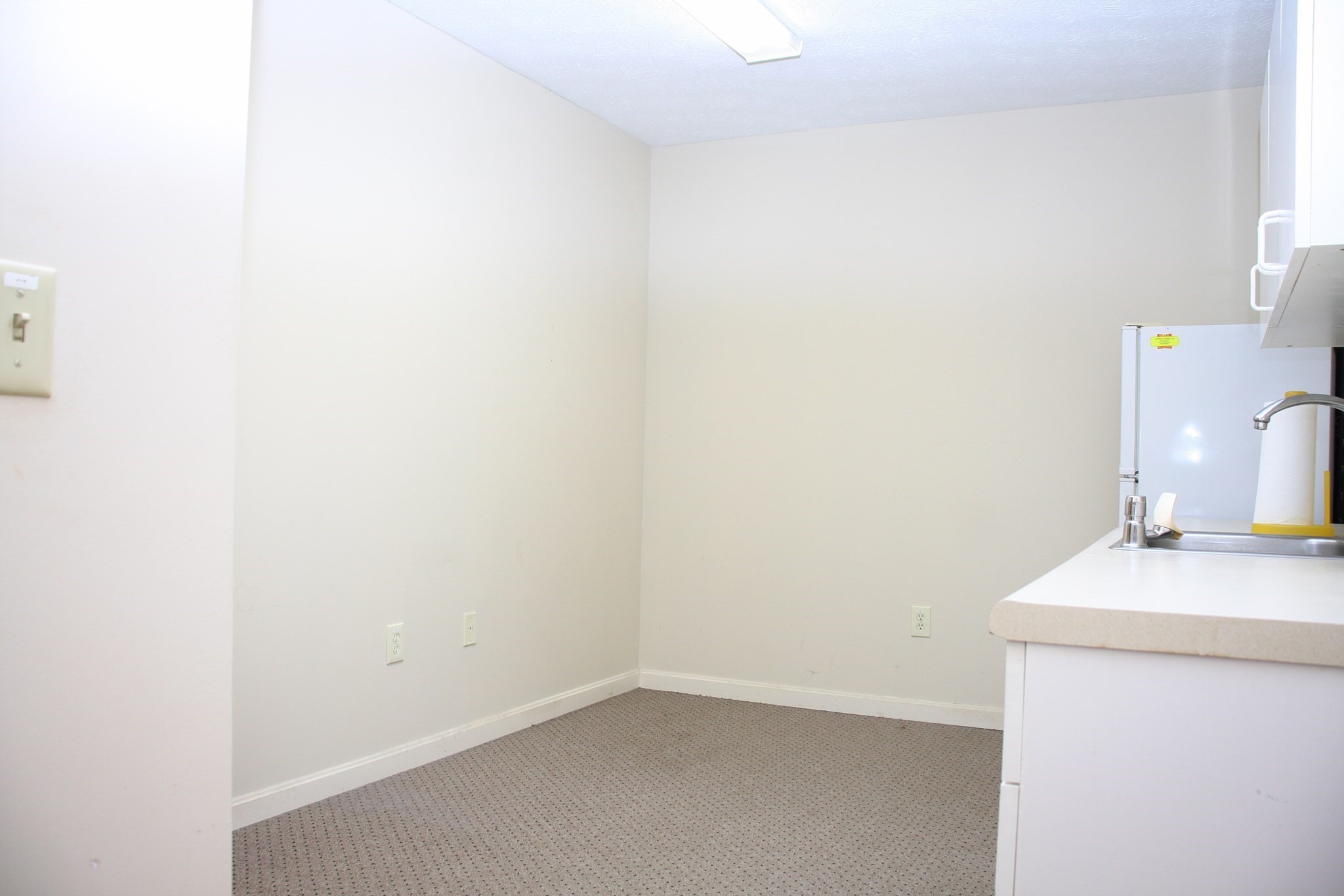 1565 Main St # 200 Property Photo 3