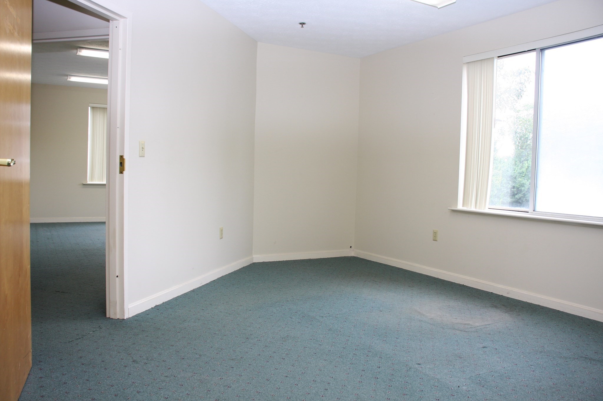 1565 Main St # 200 Property Photo 9