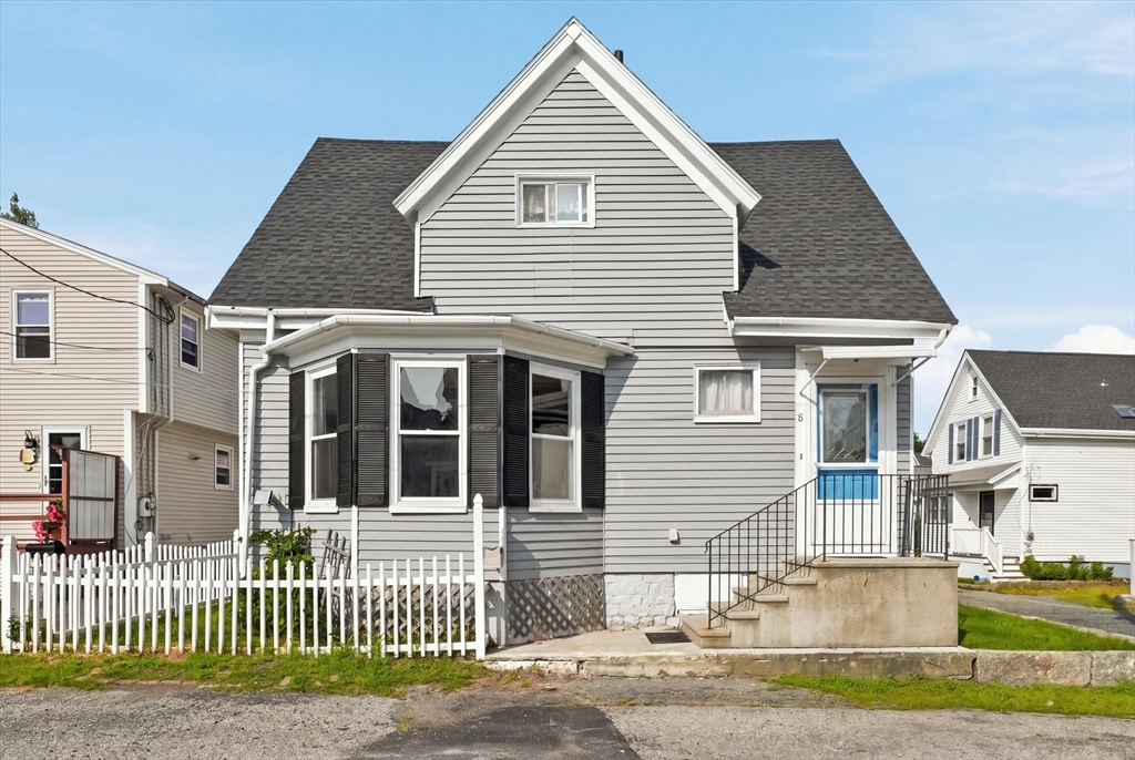 8 Sylvan Street Property Photo 2