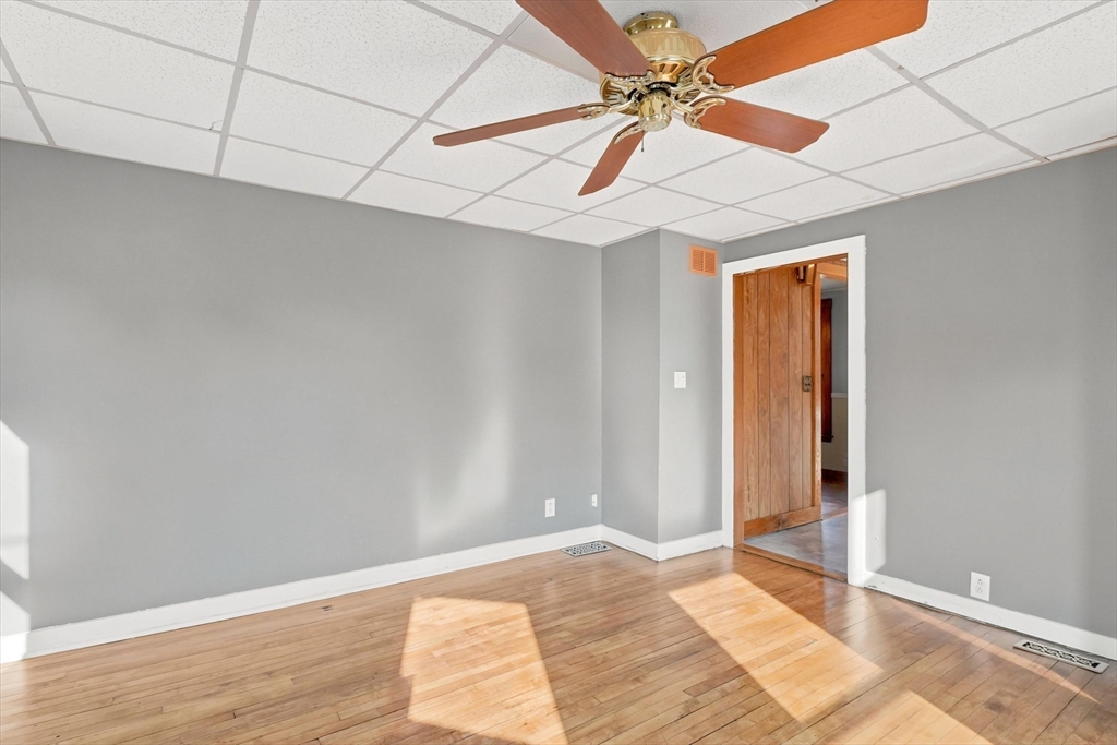 8 Sylvan Street Property Photo 9