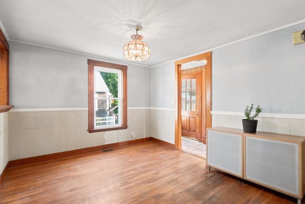 8 Sylvan Street Property Photo 11