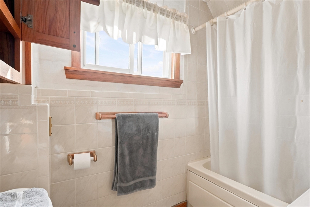 8 Sylvan Street Property Photo 22