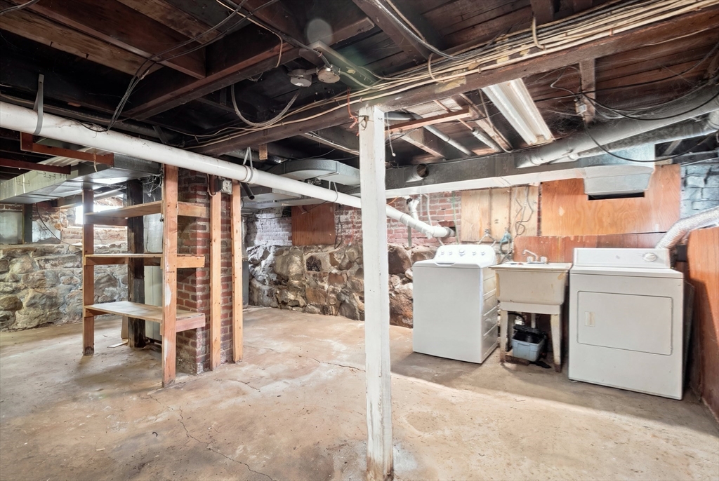 8 Sylvan Street Property Photo 26