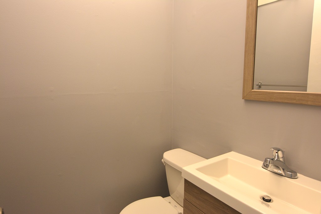 40 Shrewsbury Green Dr # C Property Photo 9