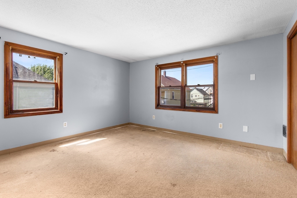 24 Larch St # 8 Property Photo 10
