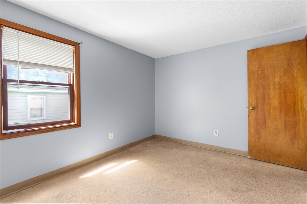 24 Larch St # 8 Property Photo 11