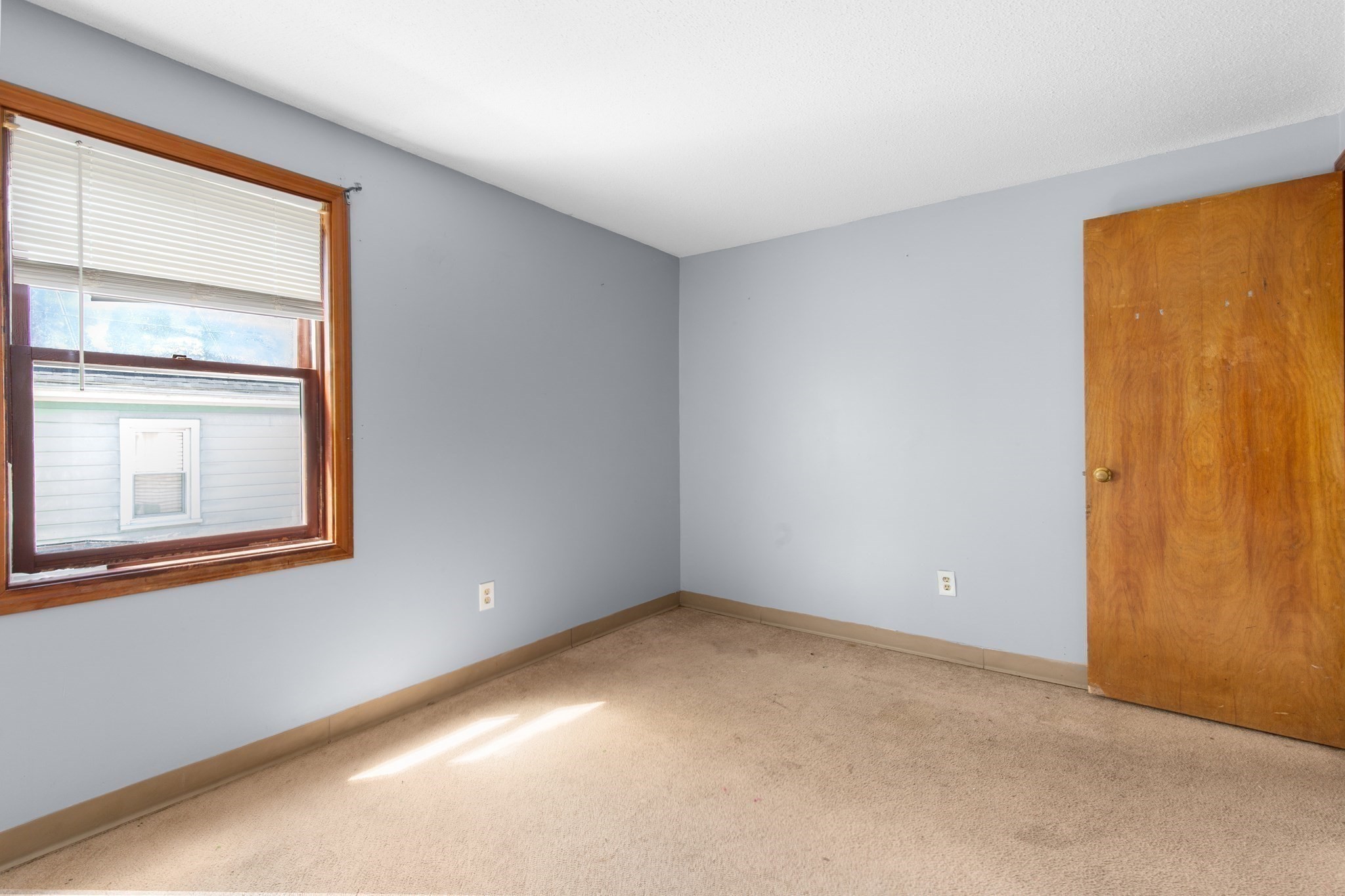 24 Larch St # 8 Property Photo 11