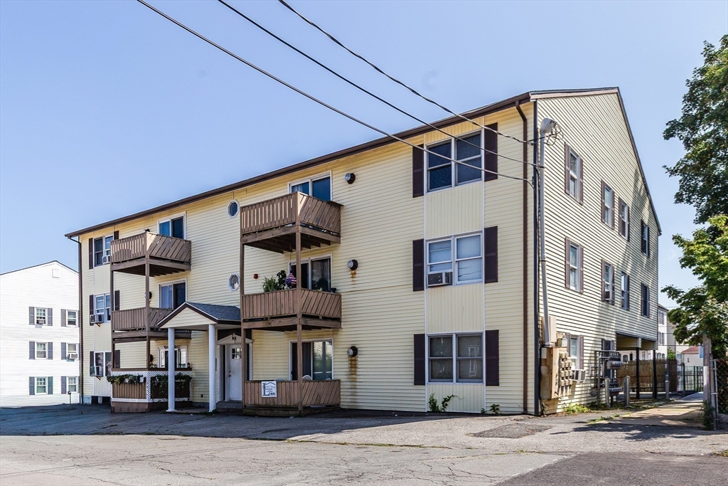 24 Larch St # 8 Property Photo 13