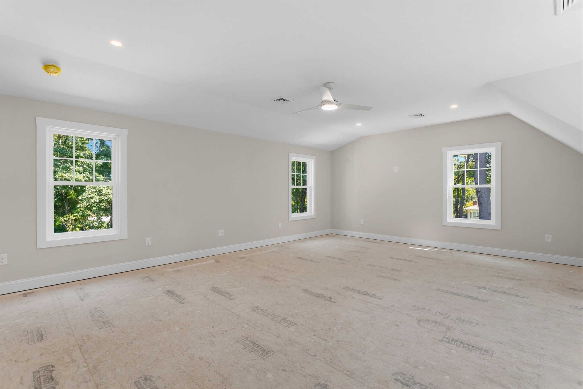 80 Hampstead St Property Photo 16
