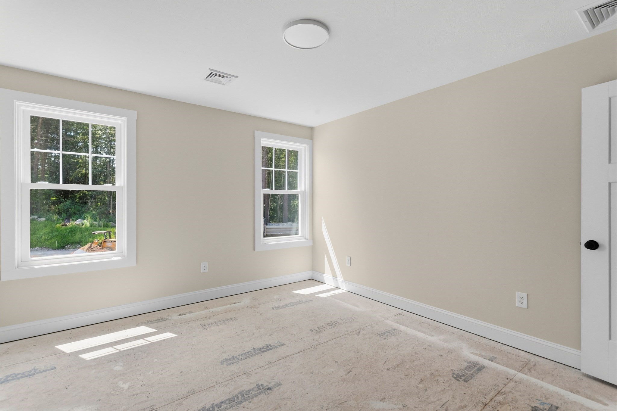 80 Hampstead St Property Photo 28