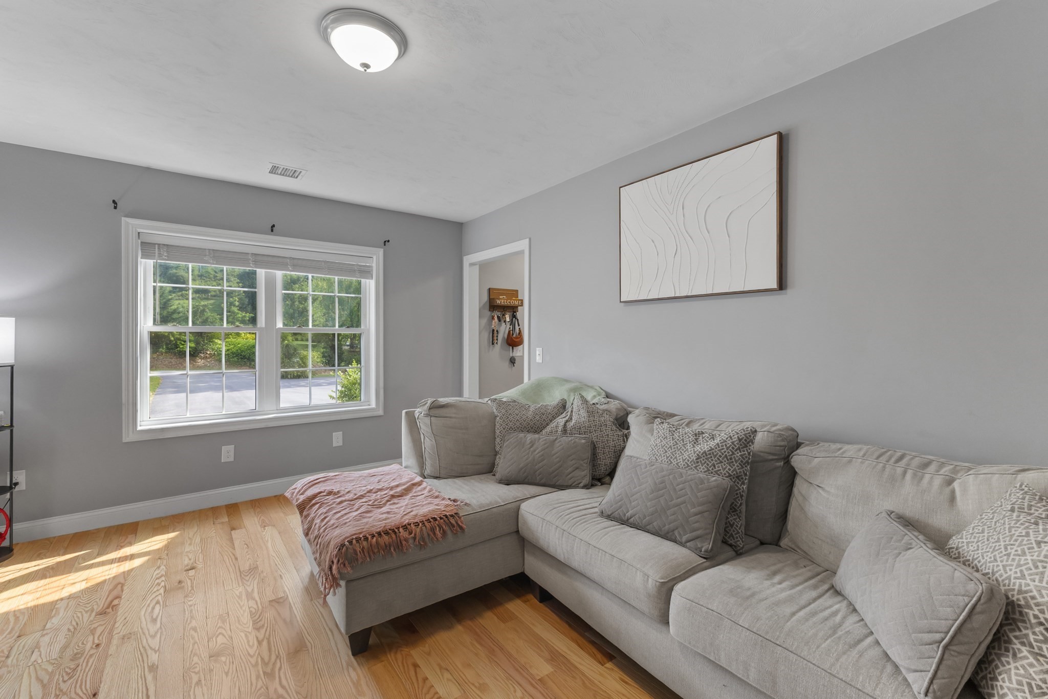 57 Martin St # B Property Photo 7