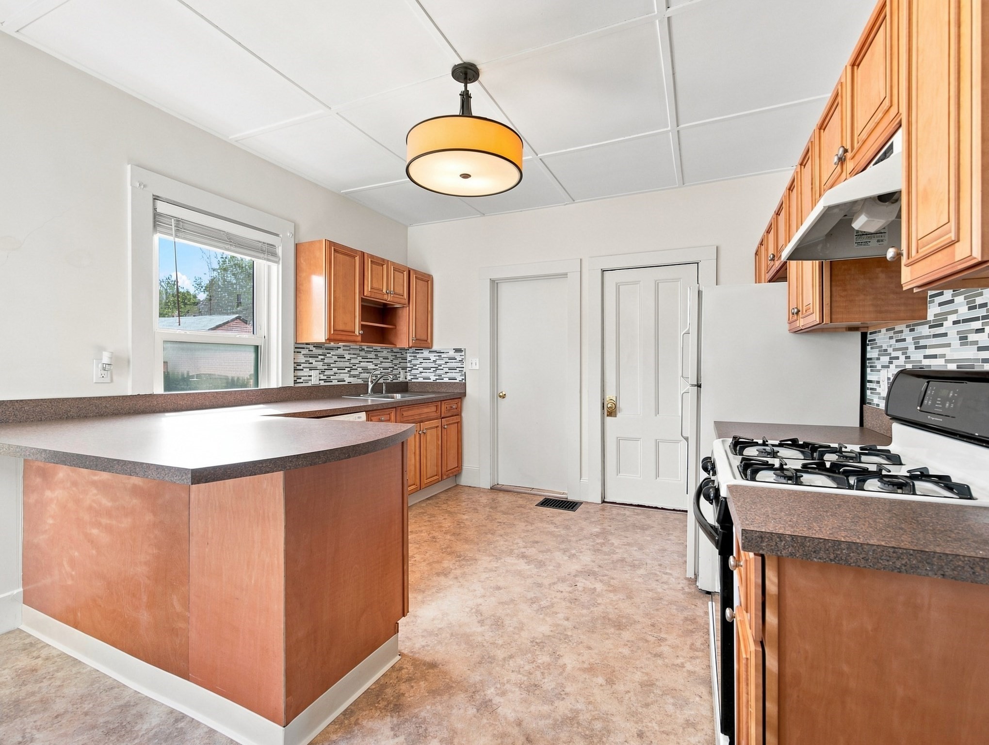 18 Crawford Street Property Photo 7