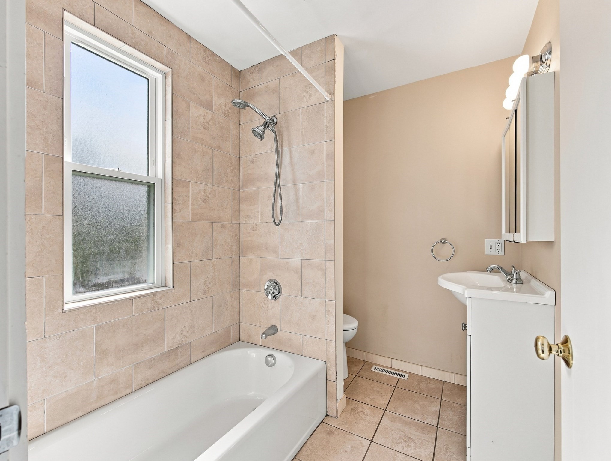 18 Crawford Street Property Photo 19