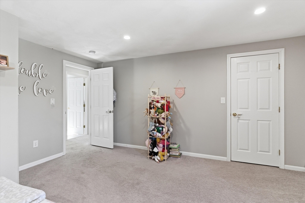 9 Hermon Road Property Photo 15