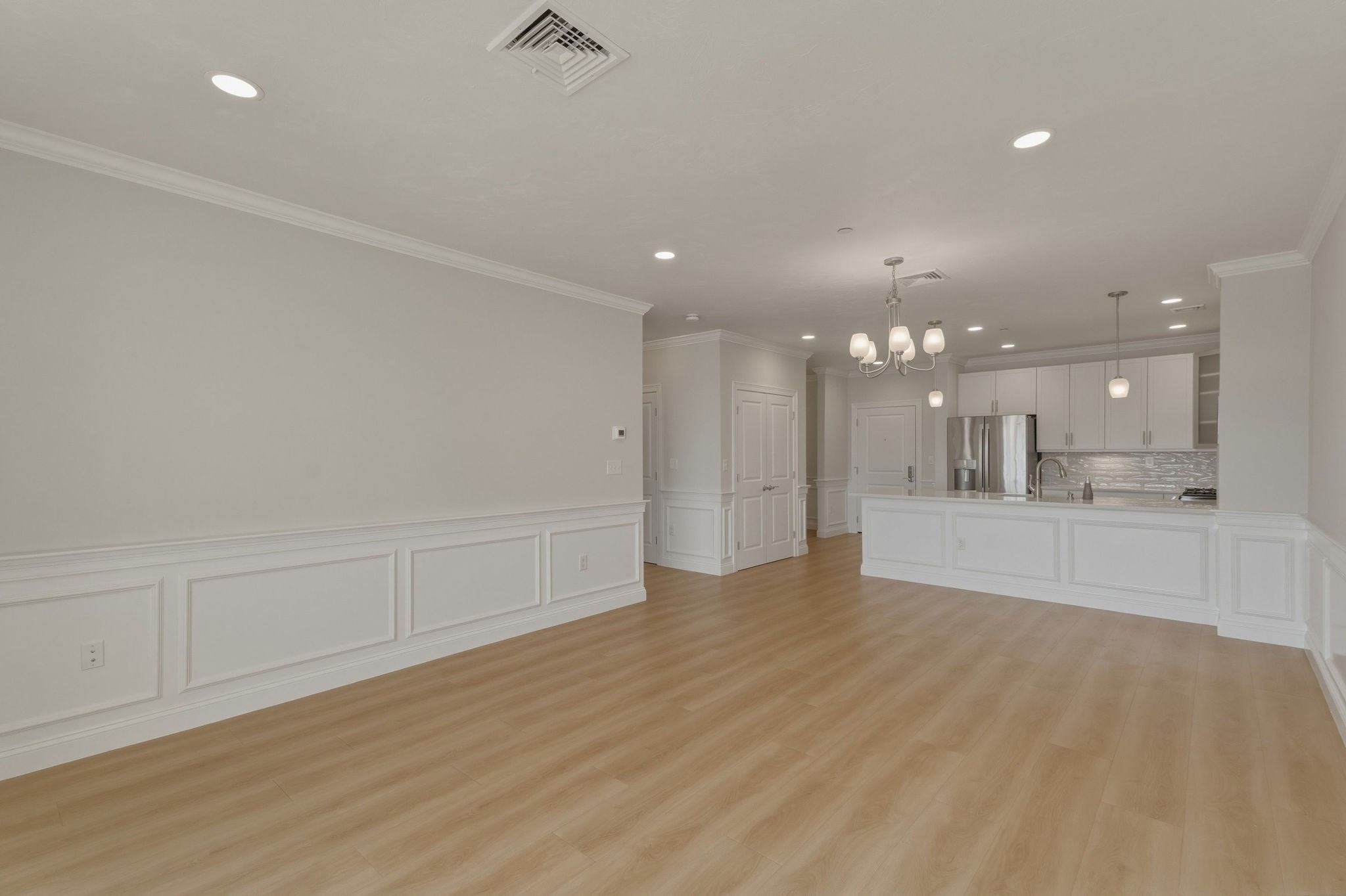 320 Middlesex Ave # A203 Property Photo 9
