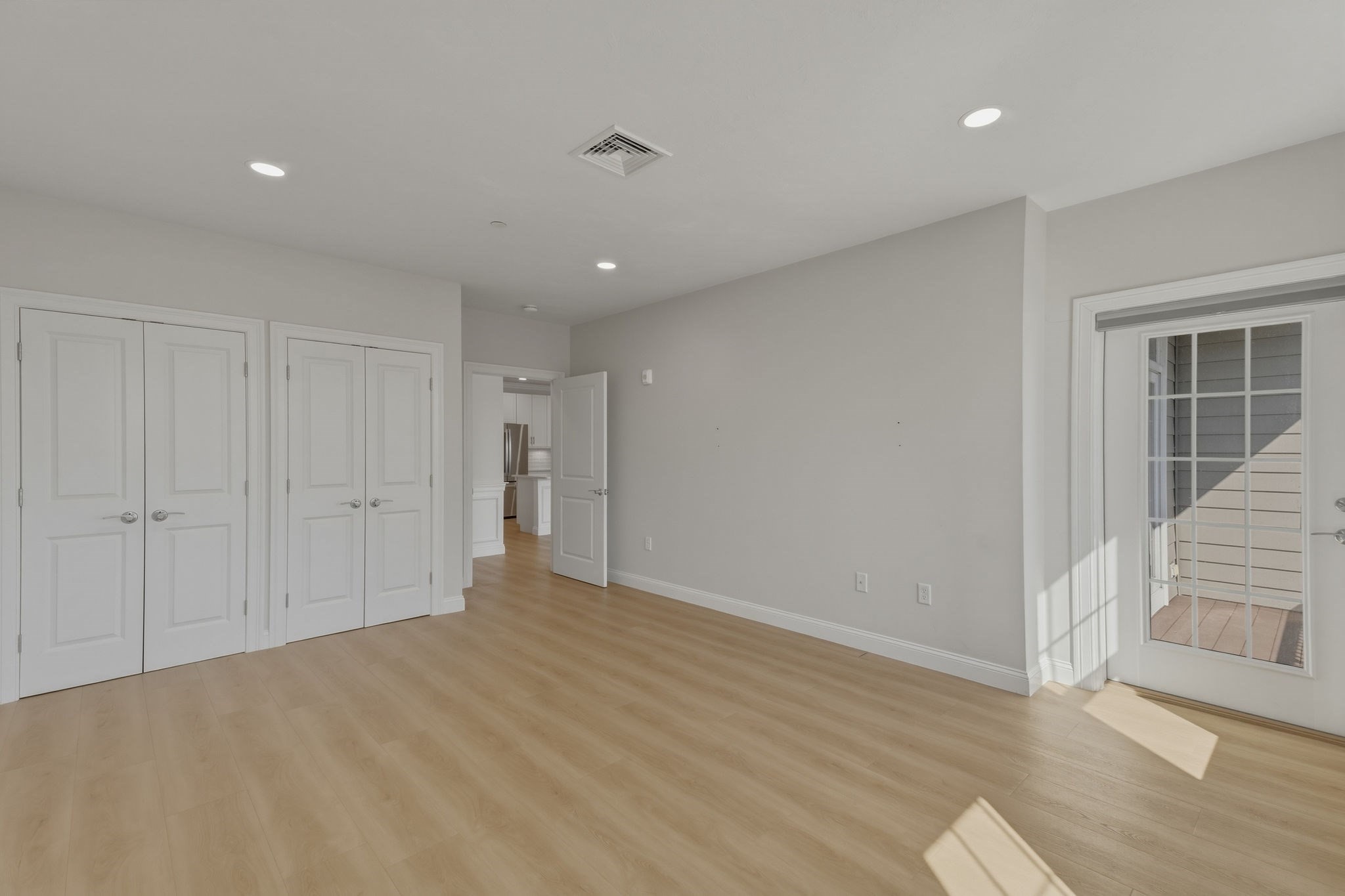 320 Middlesex Ave # A203 Property Photo 22