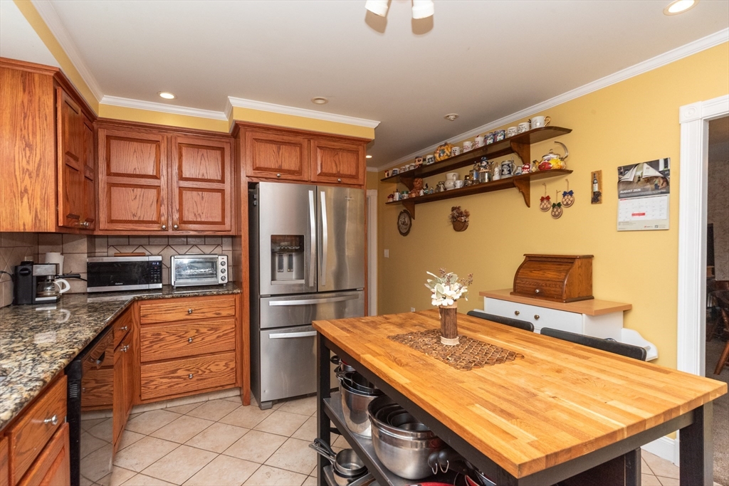 30 Phillips Ave Property Photo 21