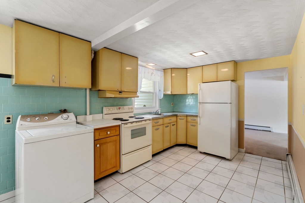 21 Greenleaf Road Property Photo 11
