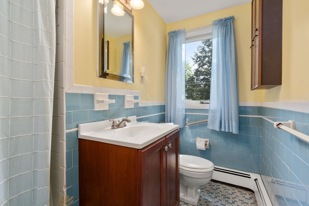 21 Greenleaf Road Property Photo 17