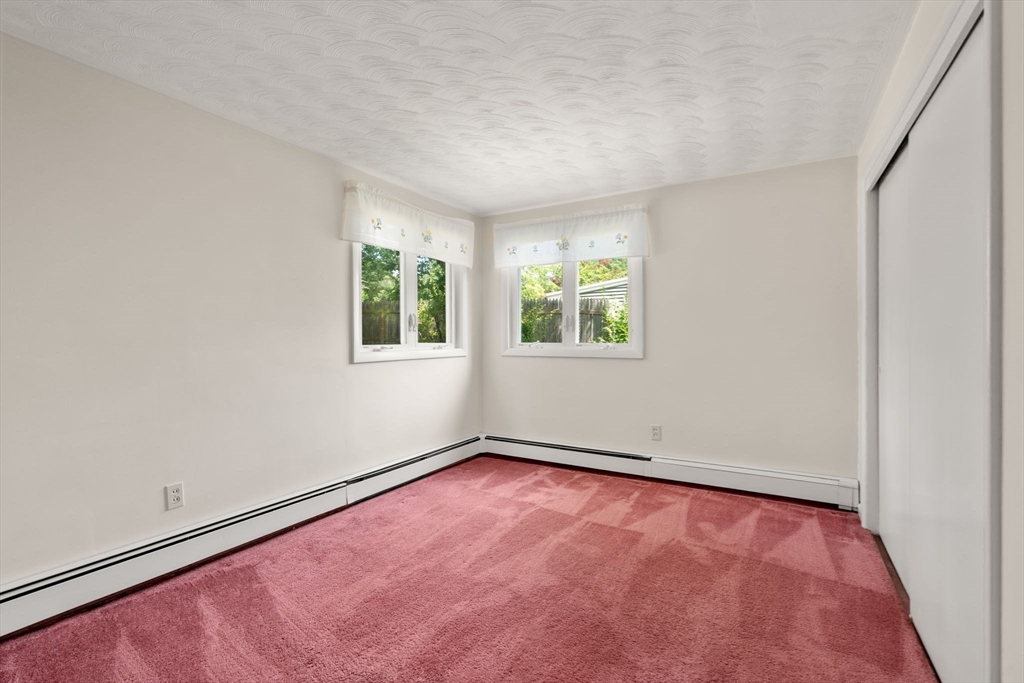 21 Greenleaf Road Property Photo 20