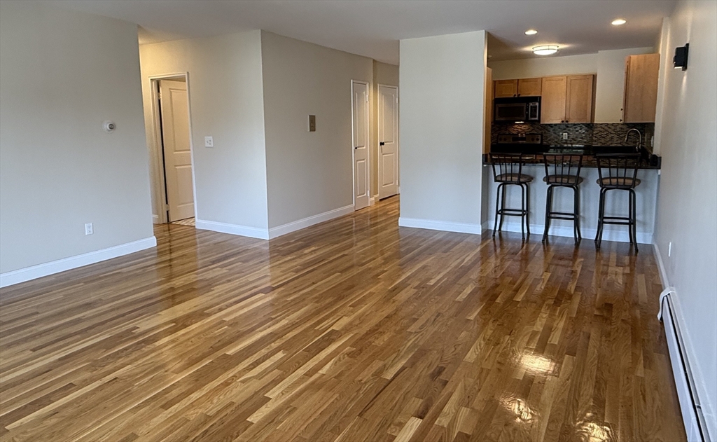 48 Coffey # D Property Photo 4