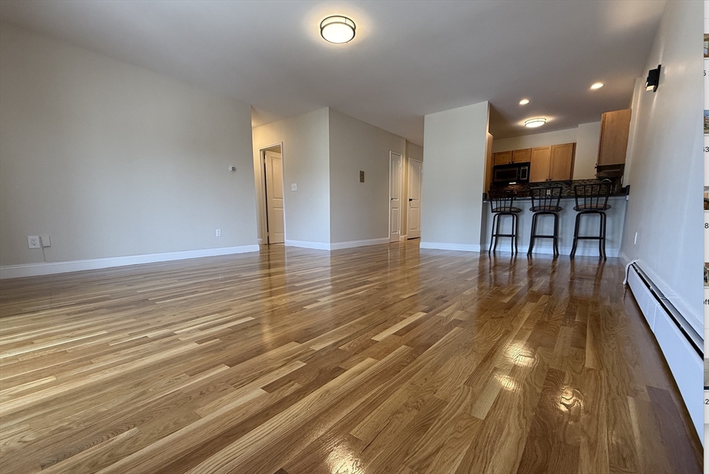 48 Coffey # D Property Photo 8