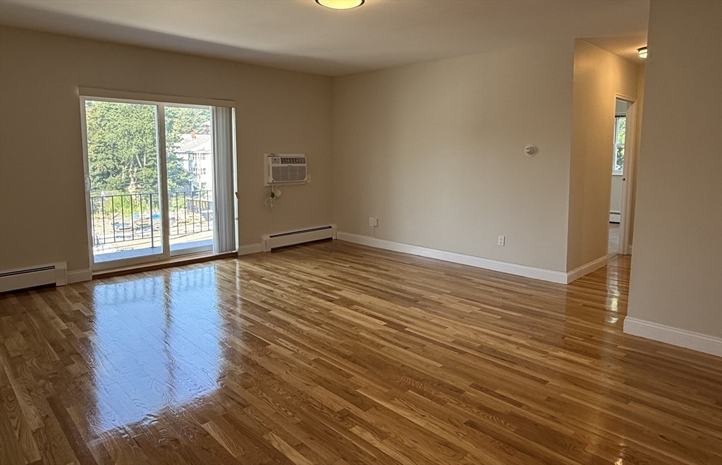 48 Coffey # D Property Photo 10