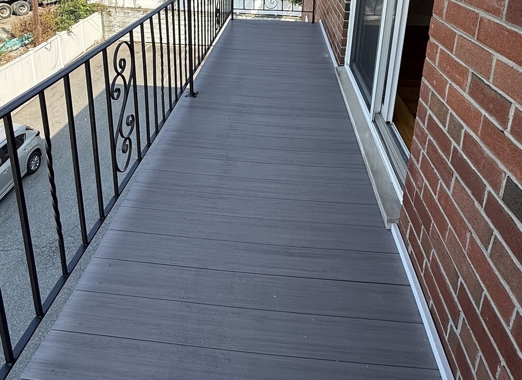 48 Coffey # D Property Photo 18