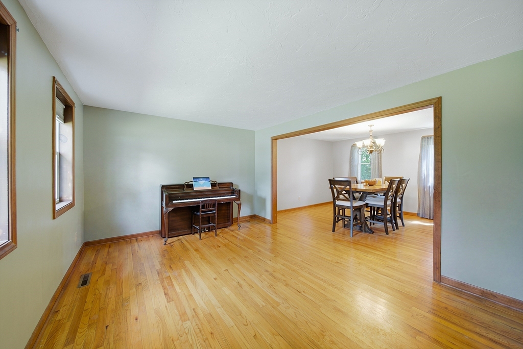 2 Birch St Property Photo 17