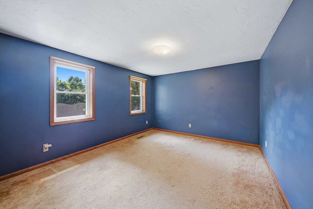 2 Birch St Property Photo 27