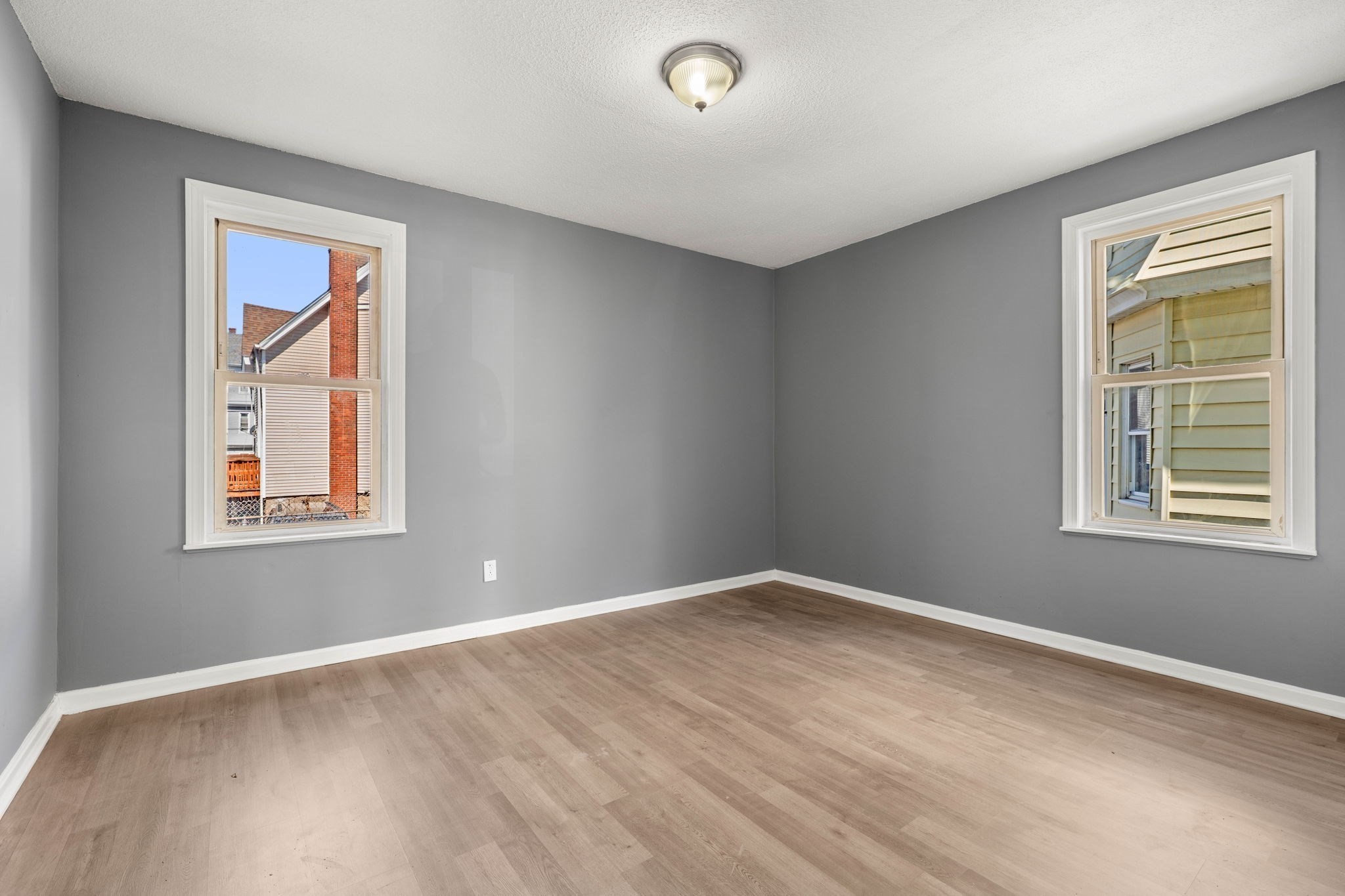 95 Flint St Property Photo 19