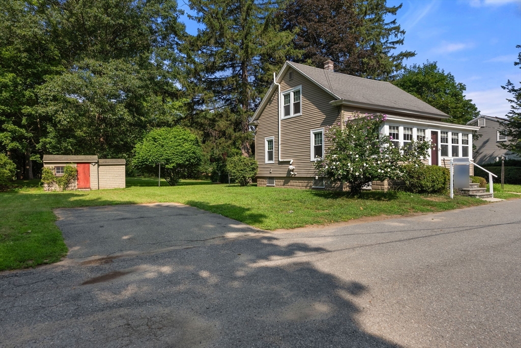 7-a Upper Beacon Street Property Photo 1